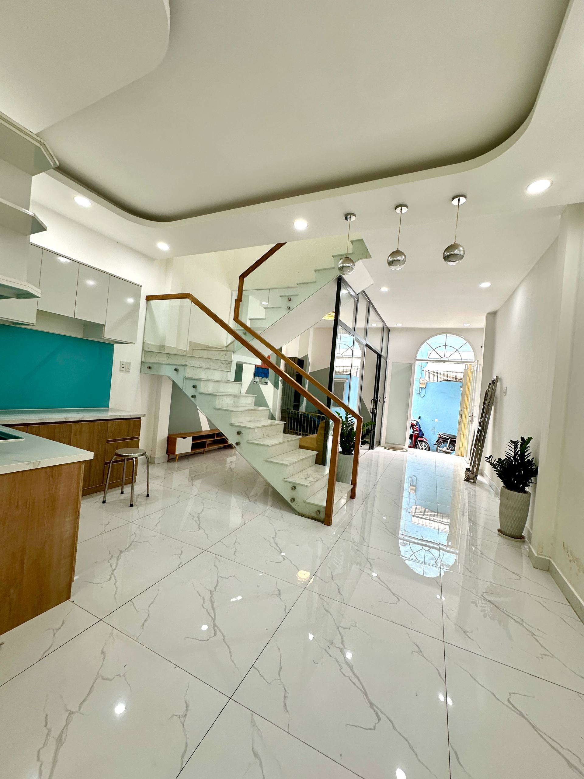 NHÀ NỞ HẬU TÀI LỘC - VỊ TRÍ ĐẸP HUỲNH TẤN PHÁT - GIÁ CHỈ NHỈNH 5 TỶ - VÀO Ở NGAY